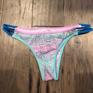 NWOT Victoria’s Secret Bikini Bottoms